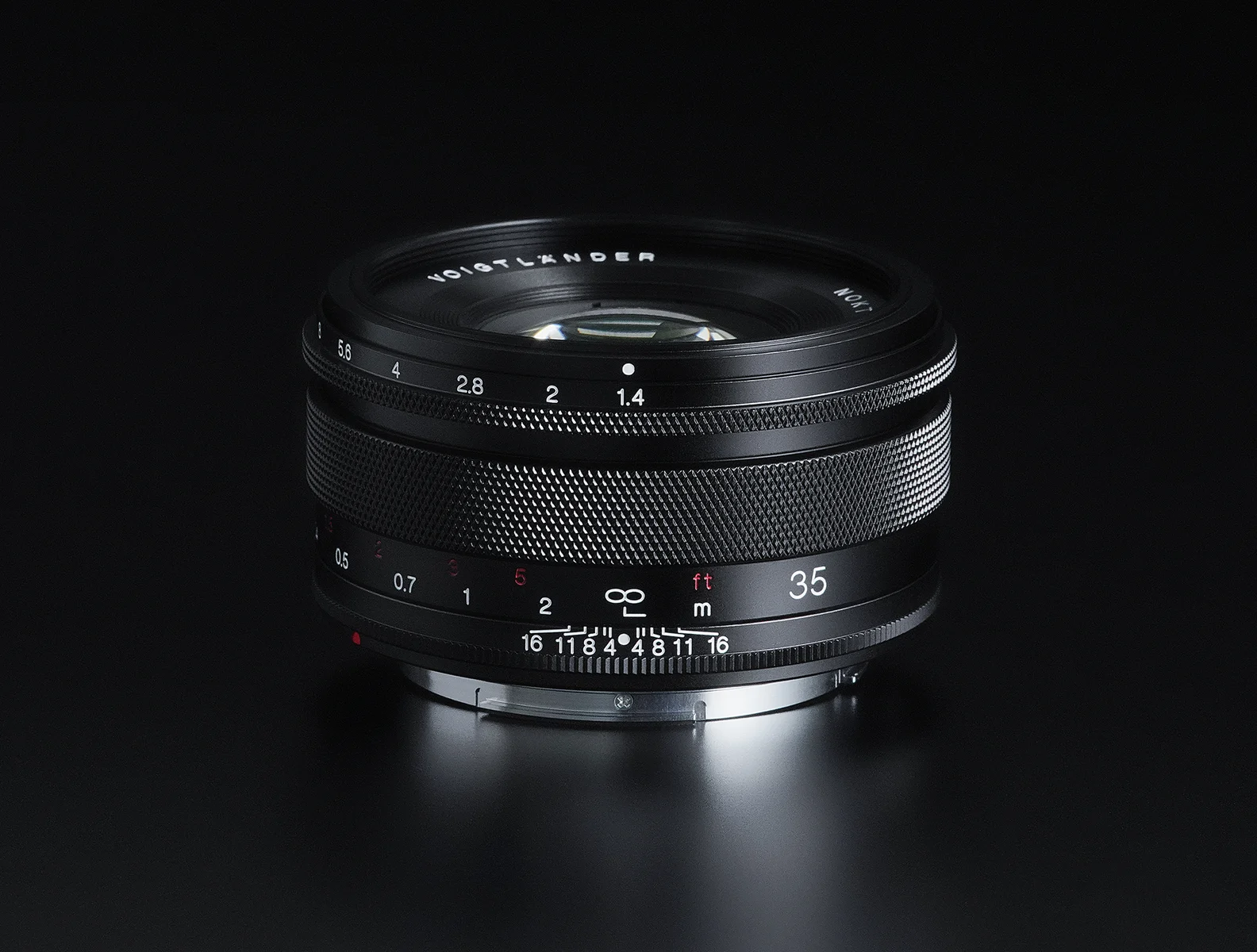 Voigtländer NOKTON classic 35mm F1.4 (Canon RF)